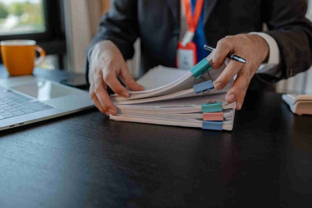 HMRC Voluntary Disclosure in the UK: A Complete Guide to Avoiding Costly Fines and Legal Trouble